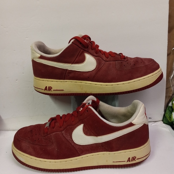 Nike Air Force1 SneakersMensRed Suede Leather Swoosh Size 11